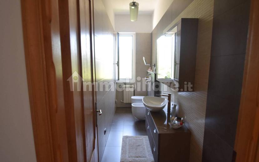 Villa bifamiliare via Giutte, Mele — foto 8 di 43