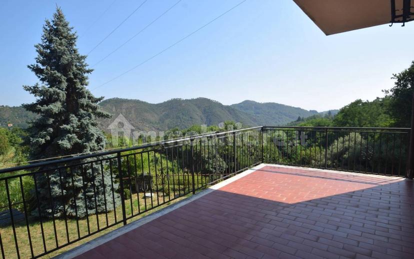 Villa bifamiliare via Giutte, Mele — foto 15 di 43