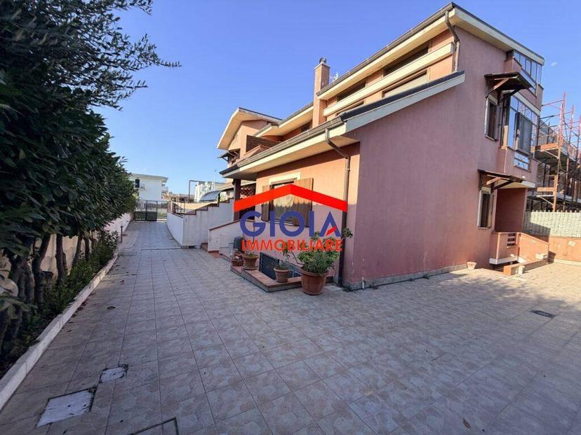Villa unifamiliare via Gorizia 29, Mondragone — foto 38 di 38