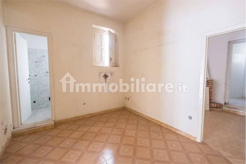 Appartamento da ristrutturare, Centro, Collecorvino — foto 27 di 48