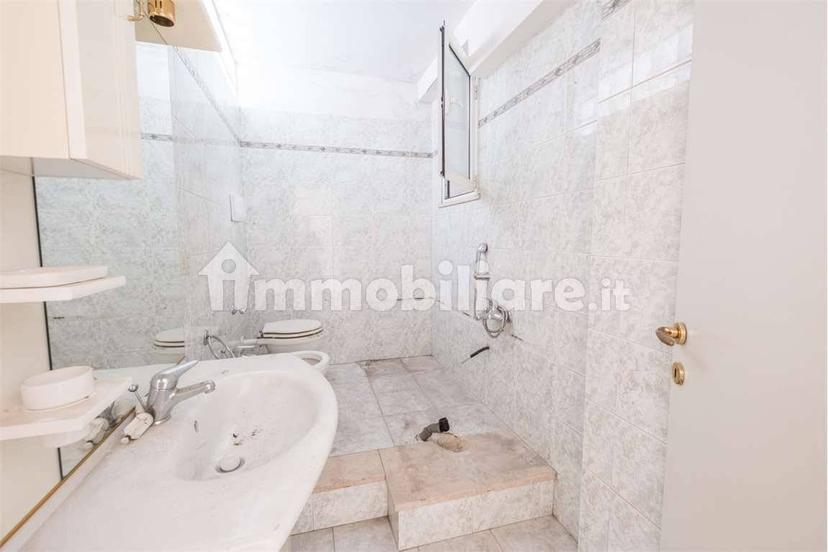 Appartamento da ristrutturare, Centro, Collecorvino — foto 31 di 48