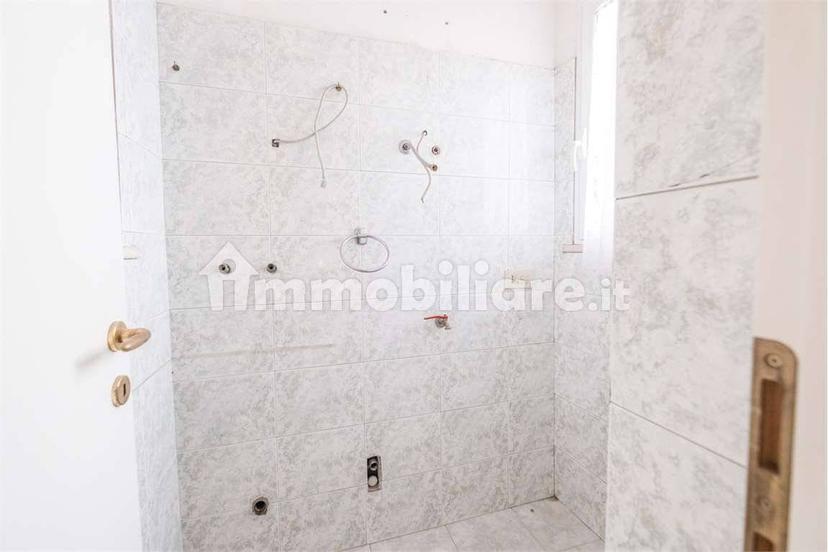 Appartamento da ristrutturare, Centro, Collecorvino — foto 42 di 48