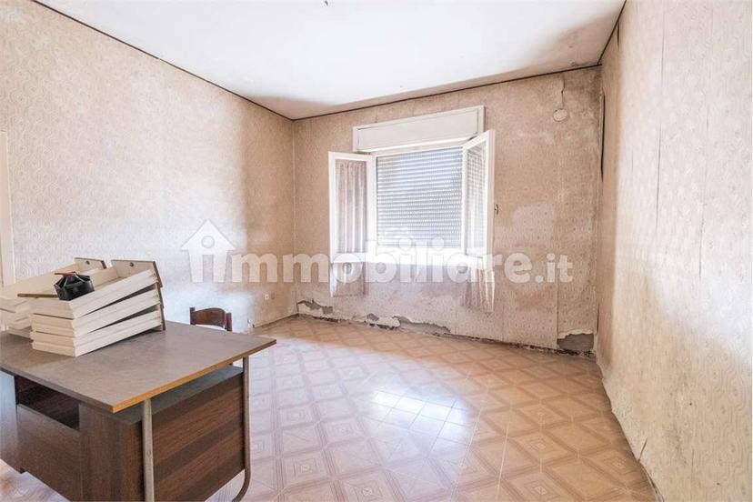 Appartamento da ristrutturare, Centro, Collecorvino — foto 44 di 48