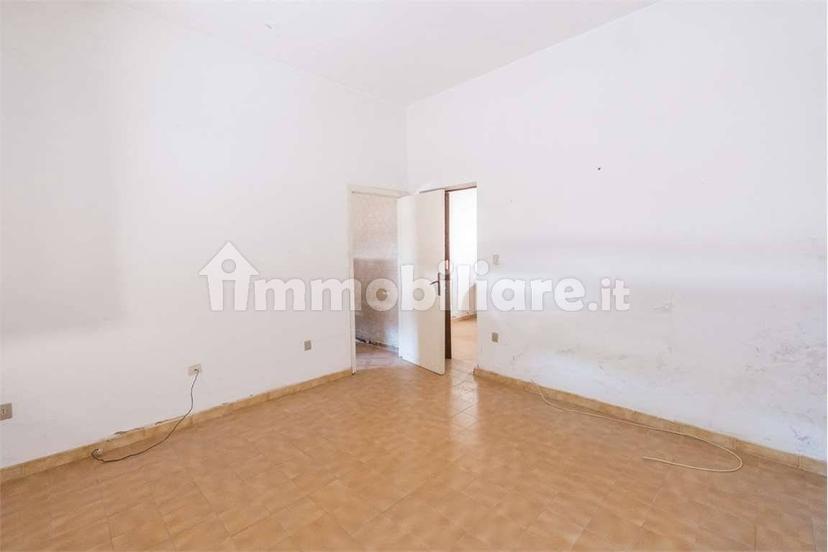 Appartamento da ristrutturare, Centro, Collecorvino — foto 34 di 48
