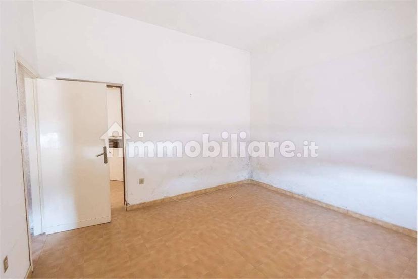 Appartamento da ristrutturare, Centro, Collecorvino — foto 5 di 48