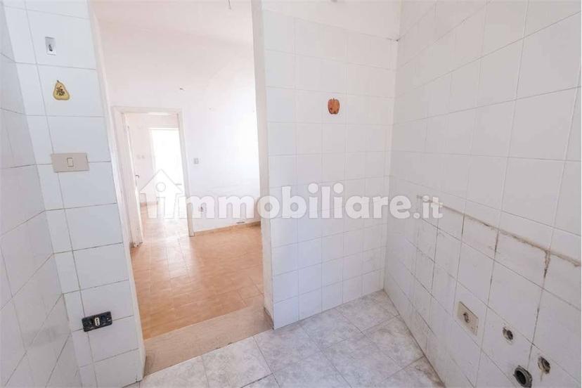 Appartamento da ristrutturare, Centro, Collecorvino — foto 48 di 48