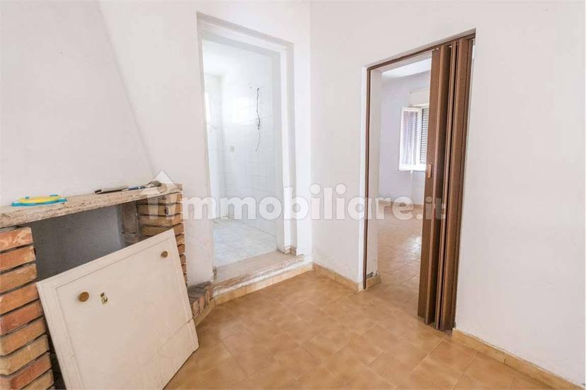 Appartamento da ristrutturare, Centro, Collecorvino — foto 8 di 48