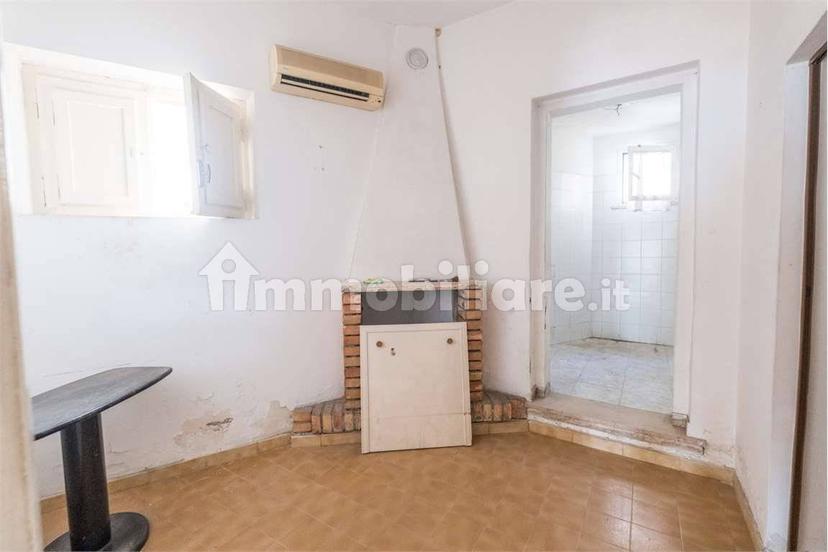 Appartamento da ristrutturare, Centro, Collecorvino — foto 15 di 48