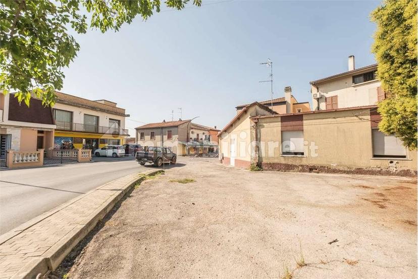 Appartamento da ristrutturare, Centro, Collecorvino — foto 29 di 48