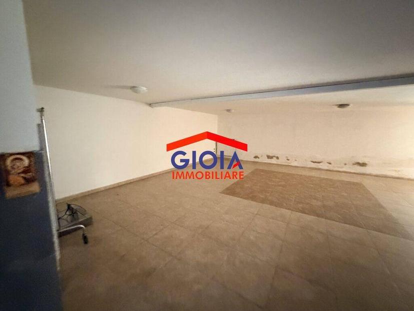 Villa unifamiliare via Gorizia 29, Mondragone — foto 2 di 38