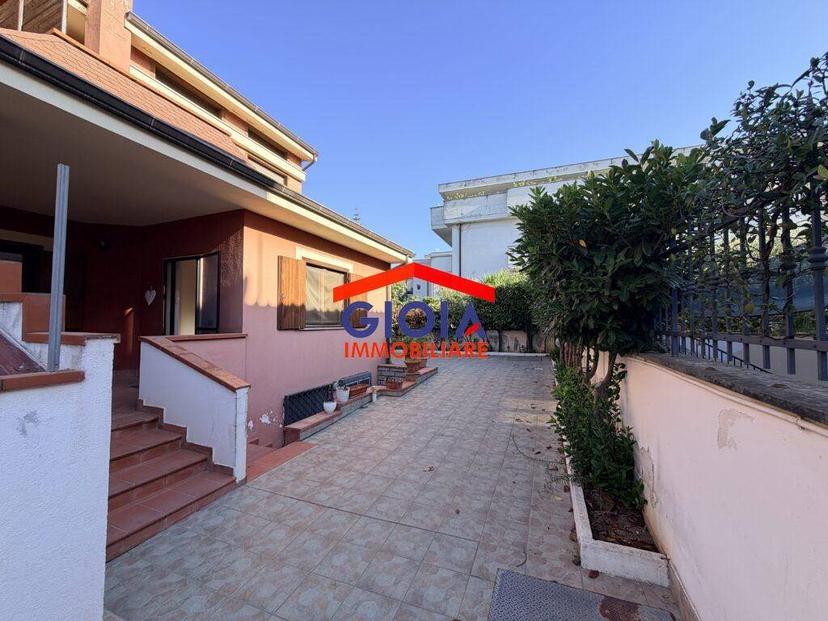 Villa unifamiliare via Gorizia 29, Mondragone — foto 34 di 38