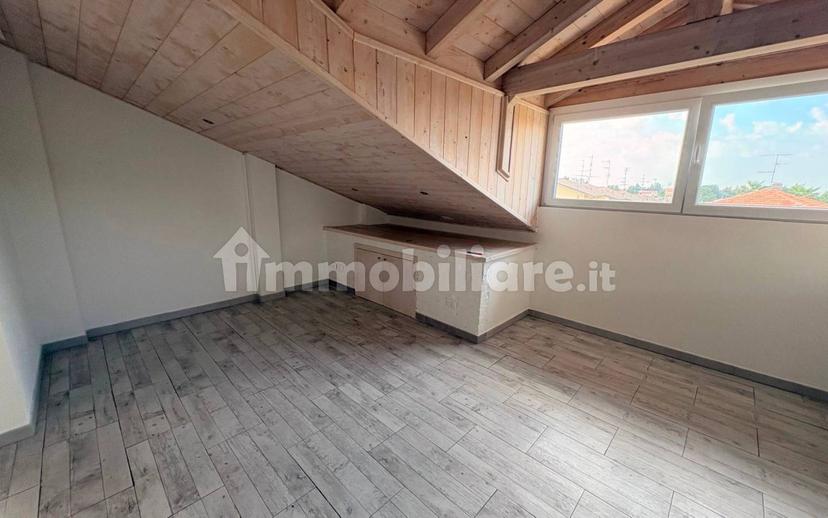 Mansarda via Leonardo da Vinci 26, Caronno Varesino — foto 5 di 18