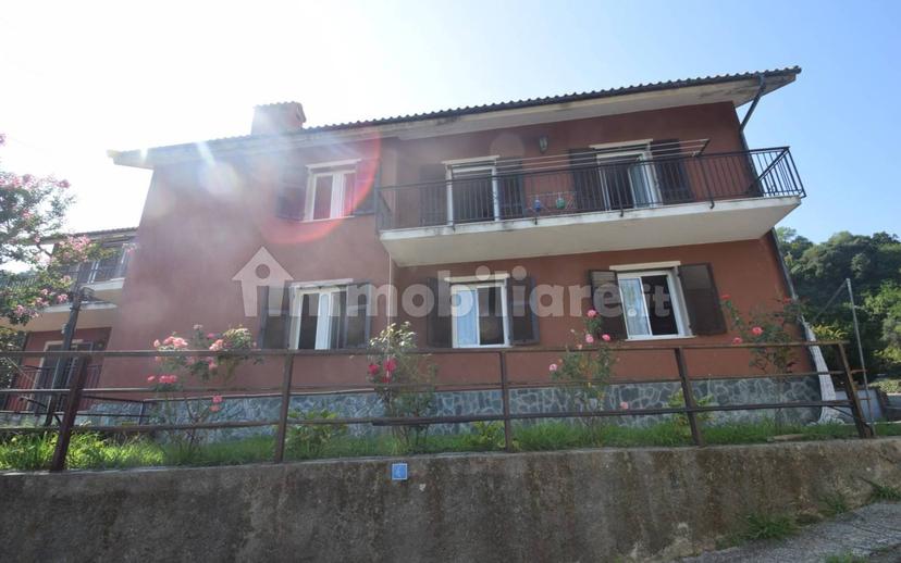 Villa bifamiliare via Giutte, Mele — foto 27 di 43