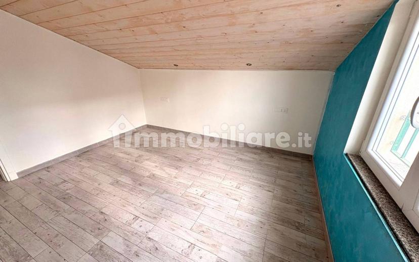 Mansarda via Leonardo da Vinci 26, Caronno Varesino — foto 4 di 18