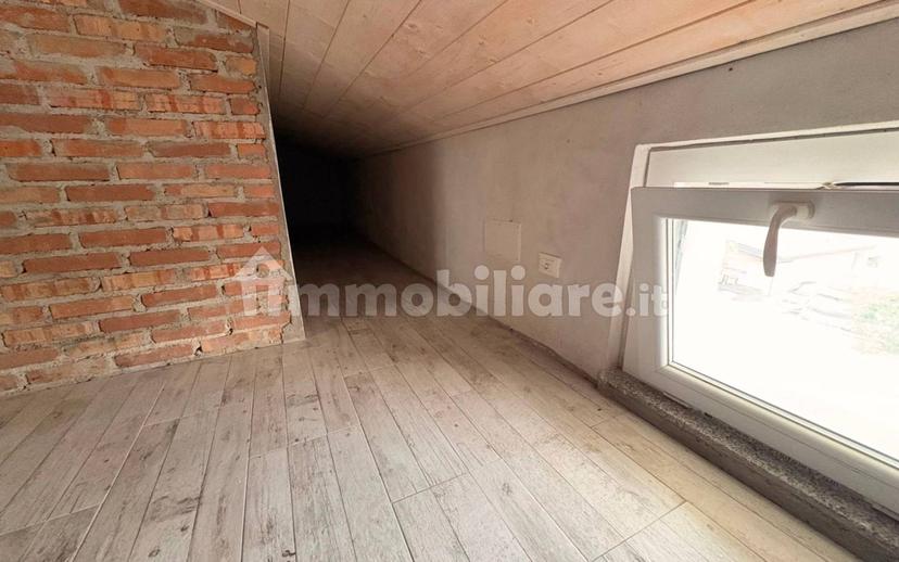 Mansarda via Leonardo da Vinci 26, Caronno Varesino — foto 18 di 18