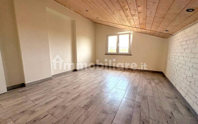 Mansarda via Leonardo da Vinci 26, Caronno Varesino — foto 14 di 18