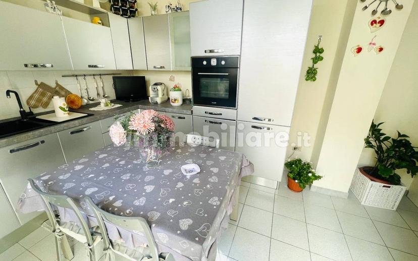 Quadrilocale largo Guglielmo Marconi 37, Valenzano — foto 9 di 21
