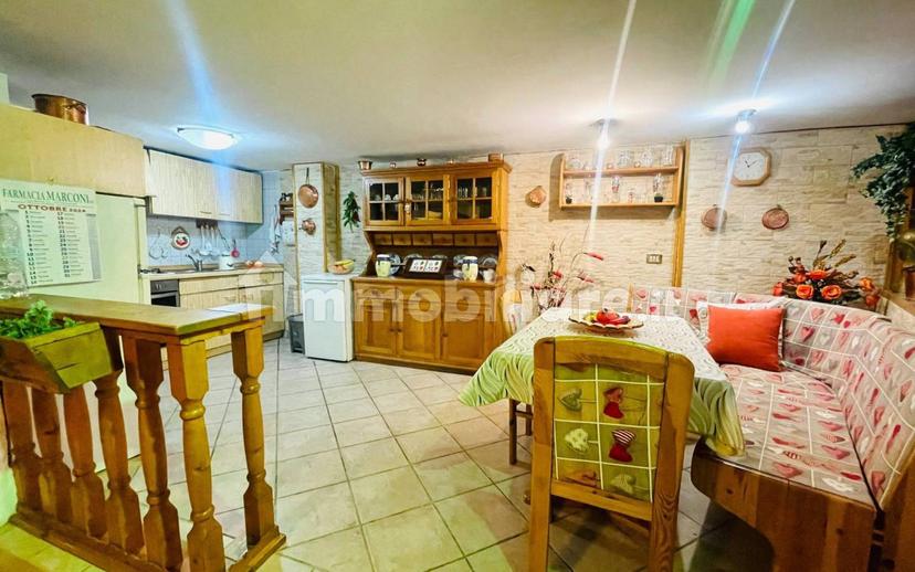 Quadrilocale largo Guglielmo Marconi 37, Valenzano — foto 8 di 21