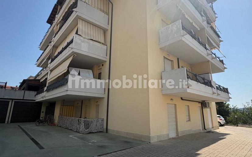 Trilocale via Sulmona 8, Spoltore — foto 18 di 29