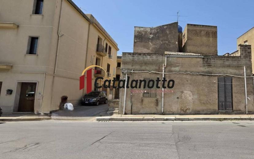 Terratetto unifamiliare via Agostino Bertani, Centro, Castelvetrano — foto 4 di 6