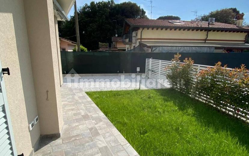 Trilocale via delle Cateratte 89, Cinquale, Montignoso — foto 8 di 15