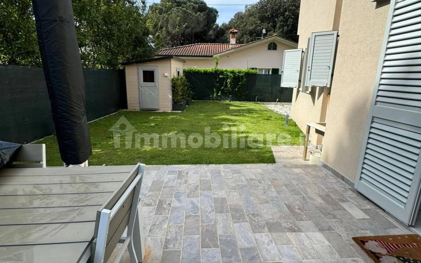 Trilocale via delle Cateratte 89, Cinquale, Montignoso