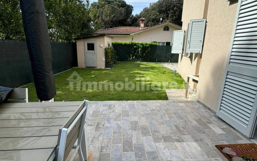 Trilocale via delle Cateratte 89, Cinquale, Montignoso