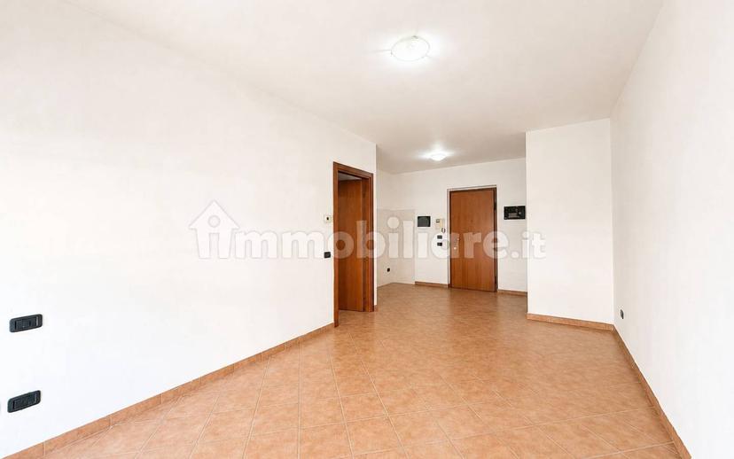 Appartamento via Papa Giovanni Paolo II 5, Landriano — foto 6 di 18