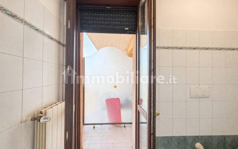 Appartamento via Papa Giovanni Paolo II 5, Landriano — foto 8 di 18