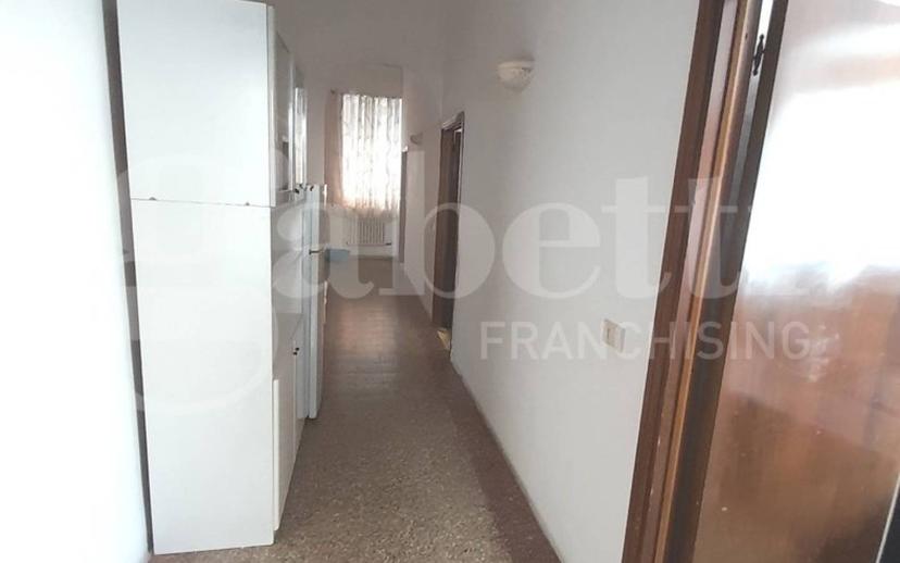 Quadrilocale buono stato, primo piano, Centro, Poggibonsi — foto 7 di 9
