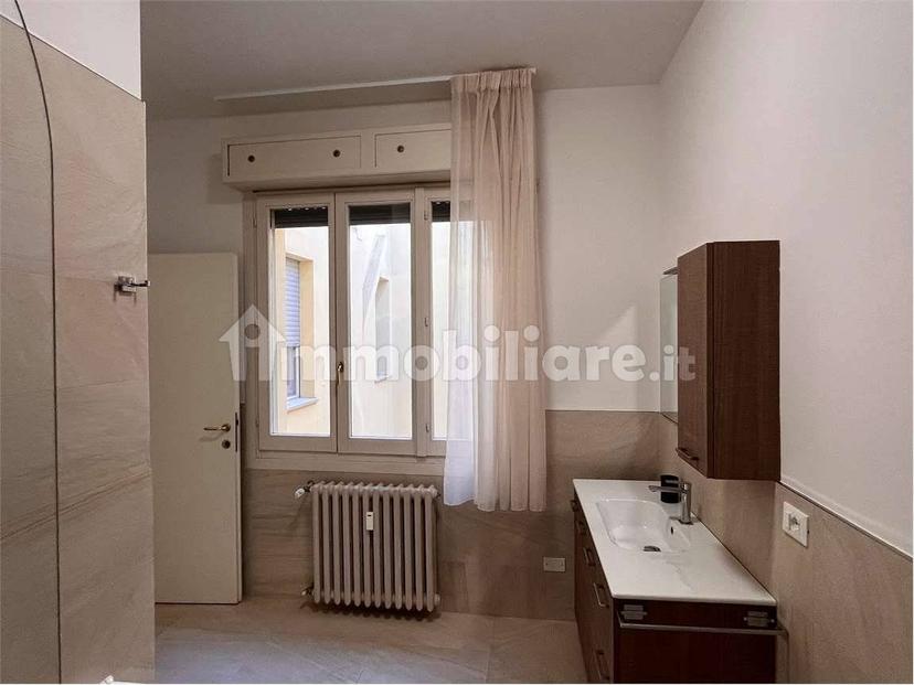 Attico via Donzi, 5, Centro Storico, Modena — foto 5 di 28