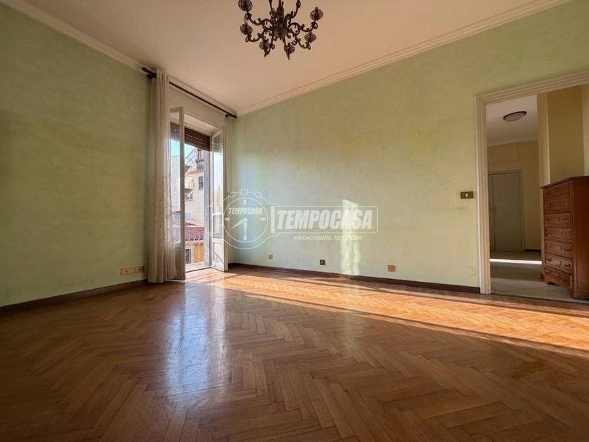 Trilocale via Eugenio Bona, Centro Storico, Biella — foto 7 di 14