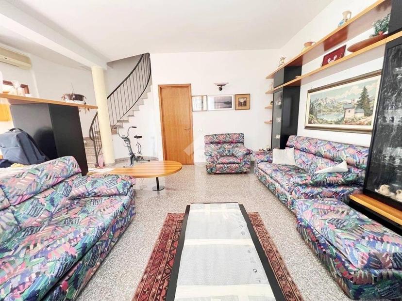 Villa bifamiliare via Libertà 42, Centro, Turate — foto 13 di 44