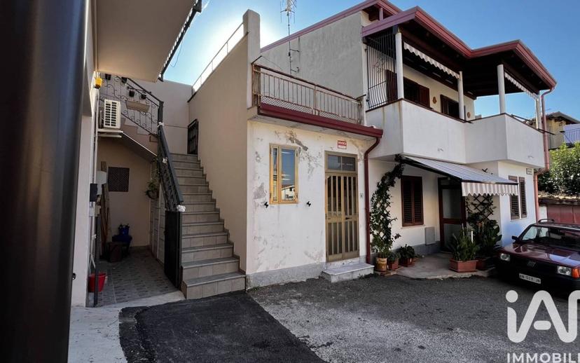 Villa unifamiliare via Cristoforo Colombo 27, Centro, Soveria Simeri — foto 3 di 17
