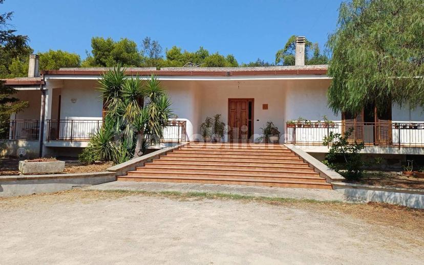 Villa plurifamiliare via Matilde Serao, Centro, Veglie — foto 5 di 39