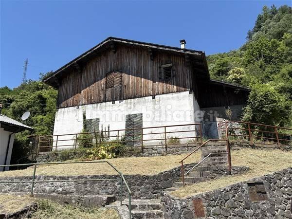 Appartamento via Provinciale, Sillano Giuncugnano — foto 8 di 9