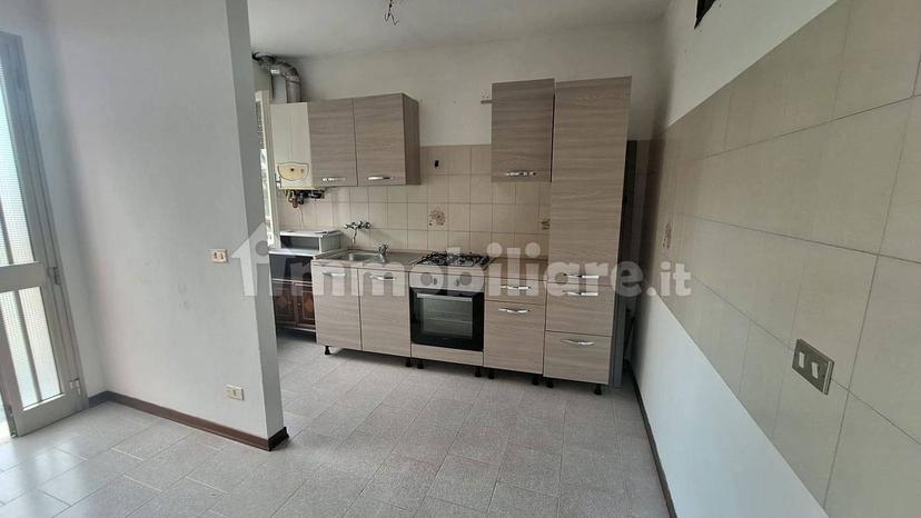 Trilocale piazzetta G. Carducci, 1, Centro, Legnago — foto 4 di 6