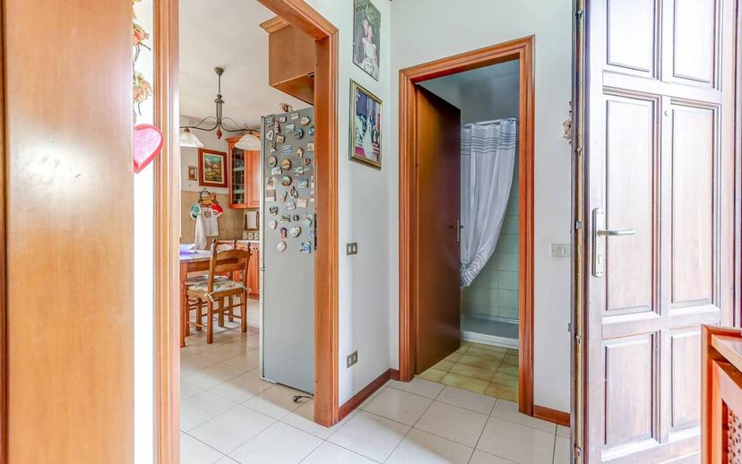 Villa a schiera via dei Fiori, Centro, Gavirate — foto 16 di 32