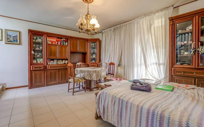 Villa a schiera via dei Fiori, Centro, Gavirate — foto 3 di 32
