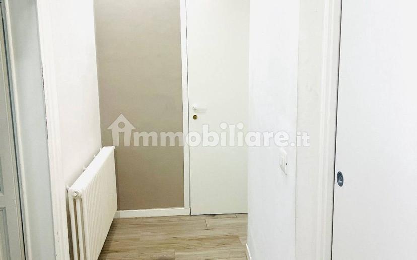 Stanza doppia via Roma, Arona — foto 2 di 9