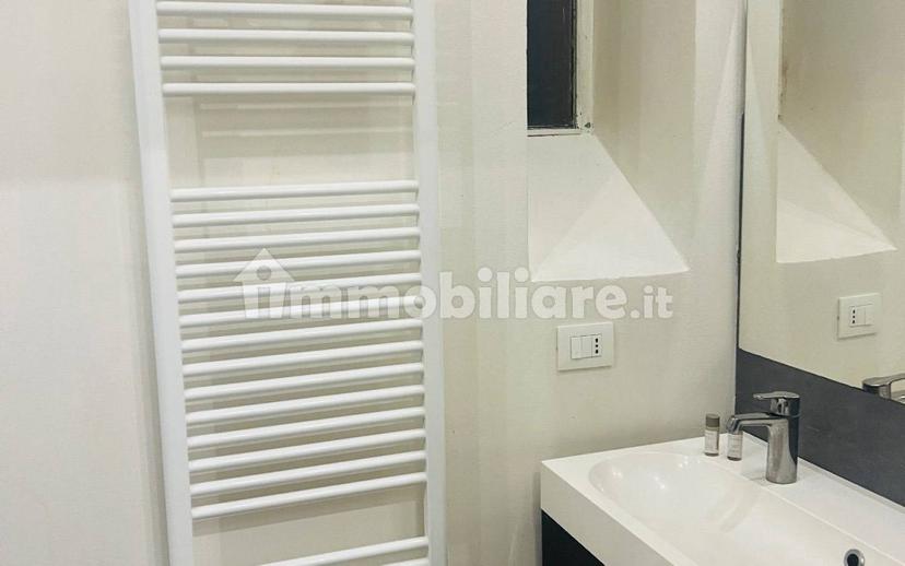 Stanza doppia via Roma, Arona — foto 5 di 9