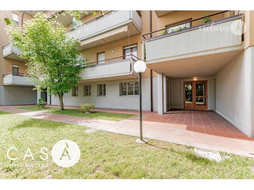 Quadrilocale via Nievo 2/A, Centro Storico, Forlì — foto 10 di 24