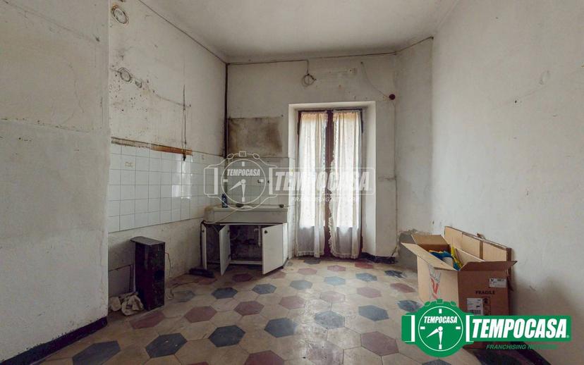 Trilocale buono stato, piano terra, Centro, Valenza — foto 3 di 11