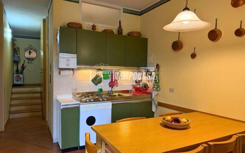 Bilocale via Santa Apollonia 5, Centro, Missaglia — foto 4 di 25