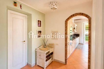 Bilocale ottimo stato, primo piano, Centro, Carrara — foto 12 di 25