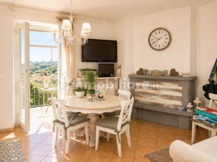 Bilocale ottimo stato, primo piano, Centro, Carrara — foto 15 di 25