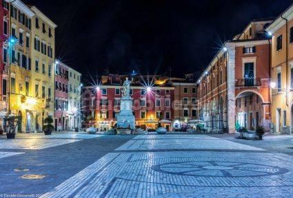 Bilocale ottimo stato, primo piano, Centro, Carrara — foto 9 di 25