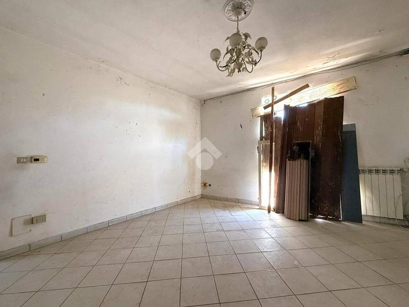 Rustico via Guglielmo Marconi 10, Centro, Palazzo Pignano — foto 2 di 15