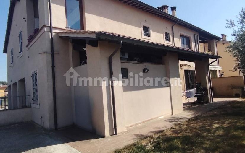 Bilocale via Luigi Einaudi, Castel Ritaldi — foto 9 di 12