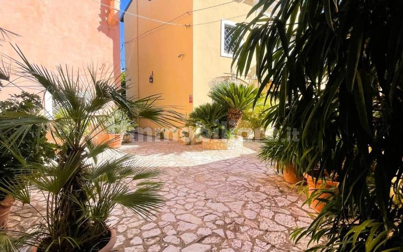 Appartamento in villa via Pescia, Lanza di Scalea - Olimpo, Palermo — foto 4 di 6